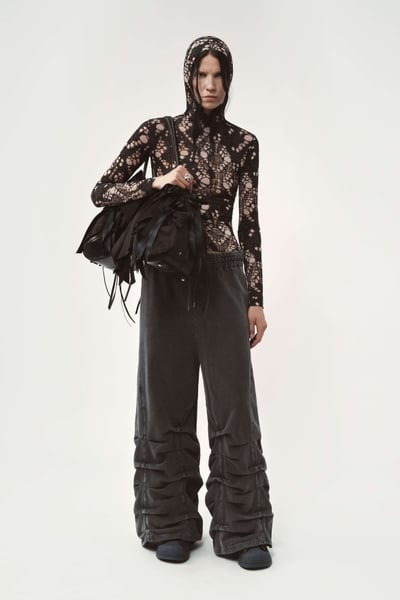 Avavav FW25 smocked track pants black | AVAVAV