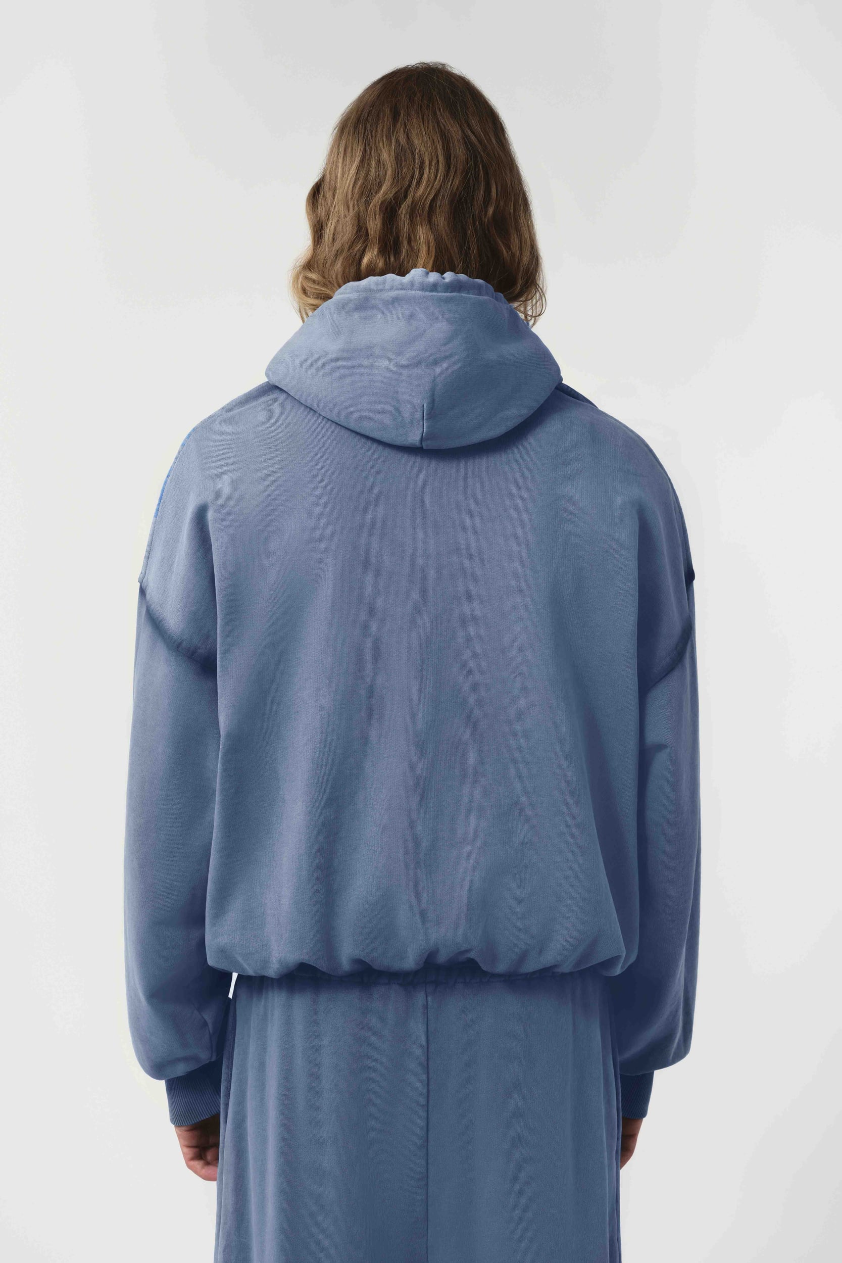 AVAVAV アヴァヴァヴ パーカー ブルー Shoulderless logo hoodie