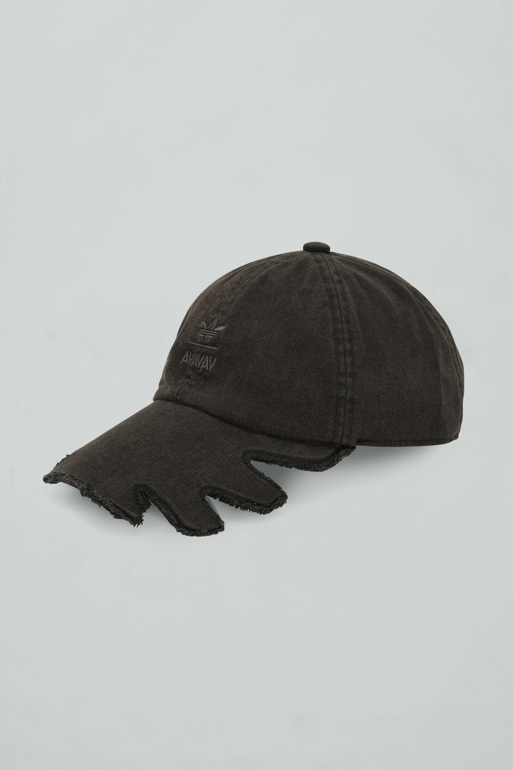 AVAVAV adidas キャップ　ブラック Caps adidas x AVAVAV Slashed Cap Black (JG8833) | Footshop