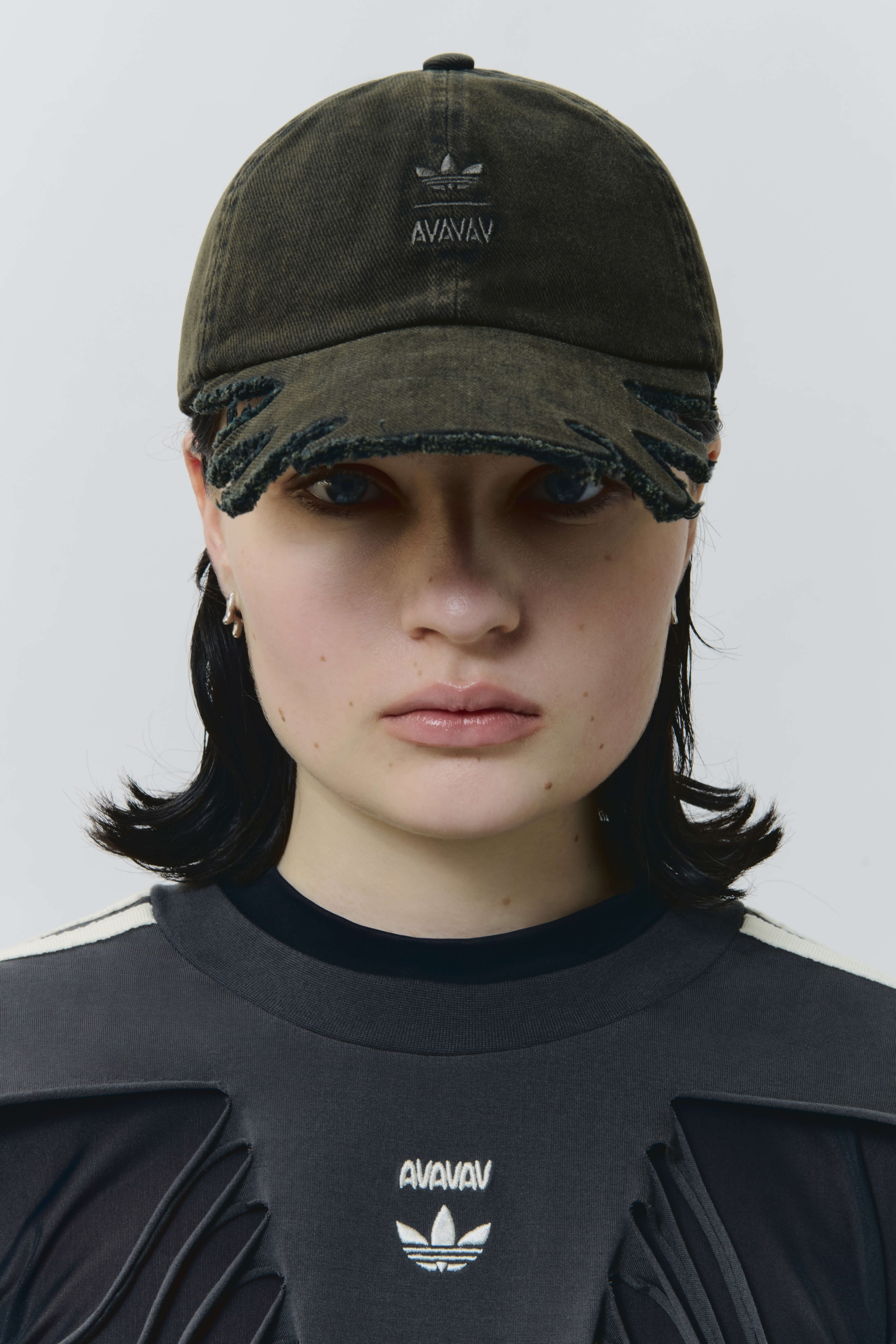 adidas AVAVAV ブラックキャップ adidas Originals by Avavav slashed cap