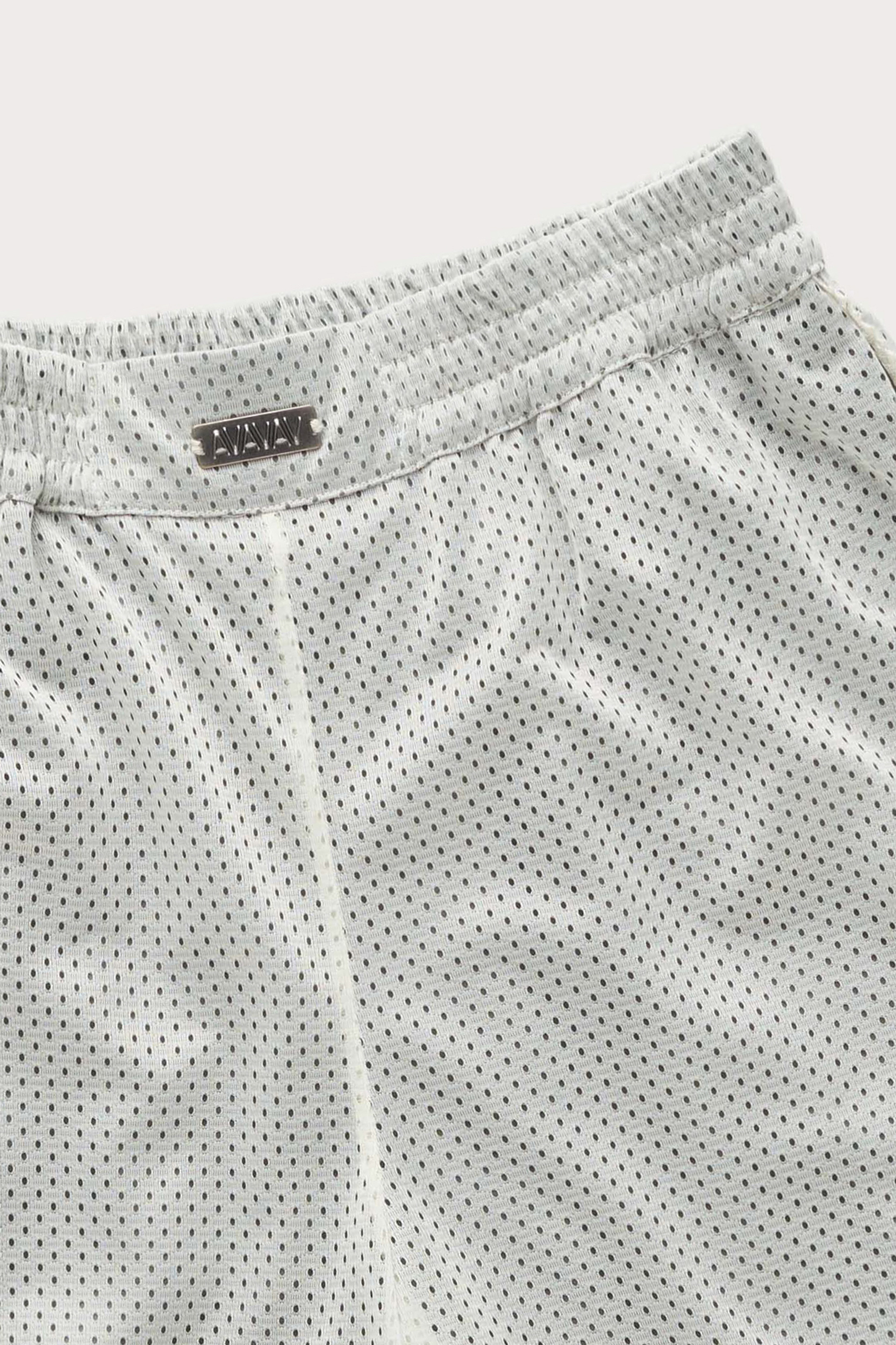 Basketball shorts white | AVAVAV
